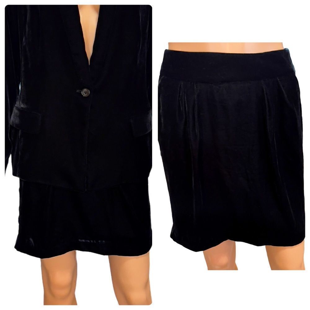 Gap Black Soft Velvet Skirt Size 6